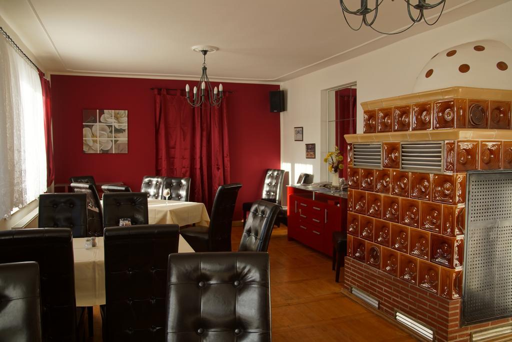 Landpension Bielatal - Raum Экстерьер фото